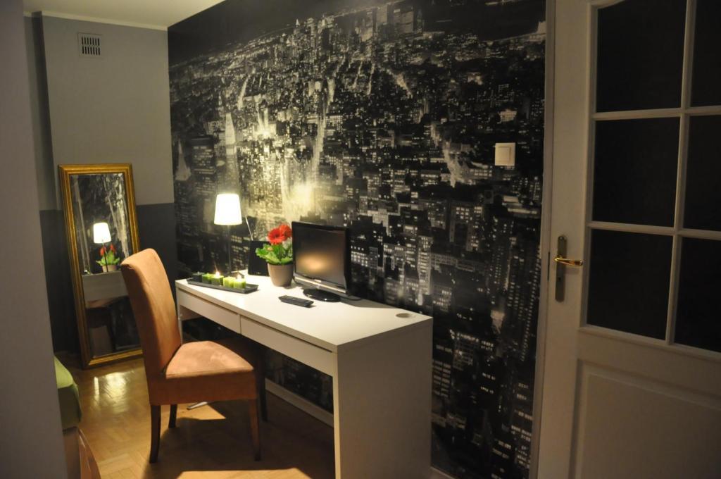 Anton House Hotel Warsaw Ngoại thất bức ảnh